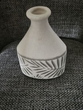 Neutral Beige Natural Stone Decorative Vase with Green Leaf Pattern